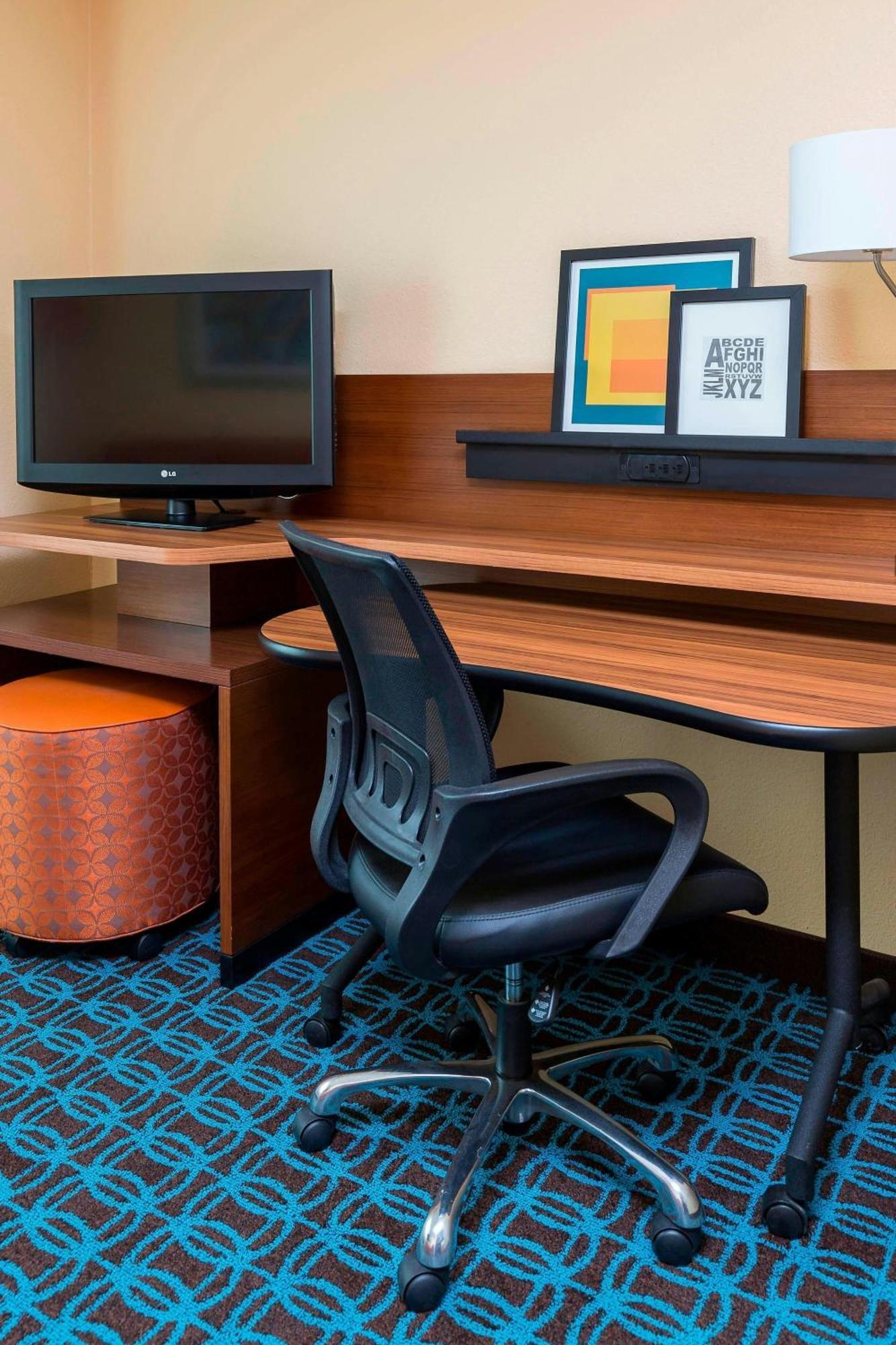 Hotel Fairfield & By Marriott 3*
