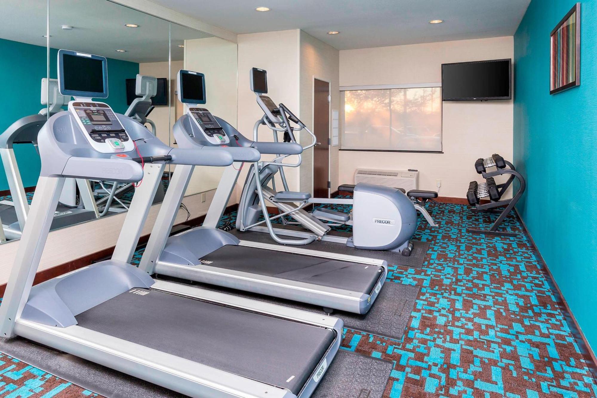 Hotel Fairfield & By Marriott