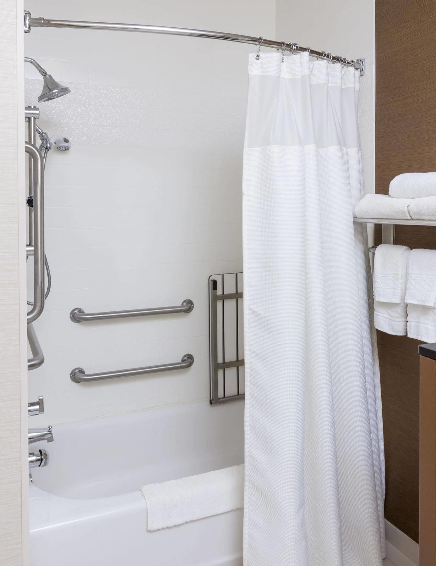 Hotel Fairfield & By Marriott