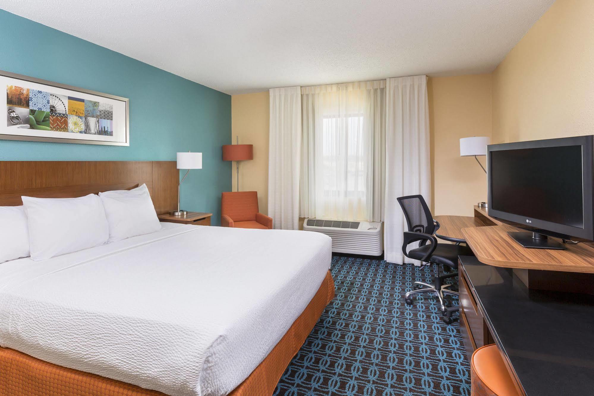 Fairfield & By Marriott 3*